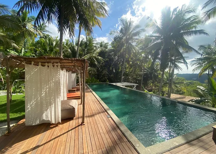 Spice Trader Hotel Sakti