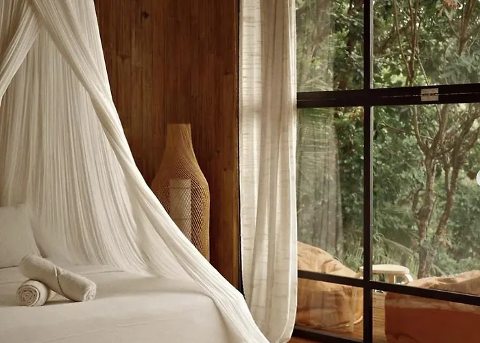 Spice Trader Hotel